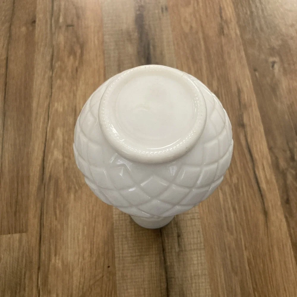 Vintage Hoosier Quilted Pattern White Milk Glass Bud Vase